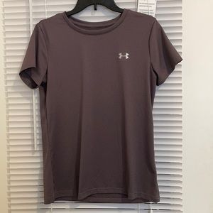 Under Armour Grey Textured Tee!